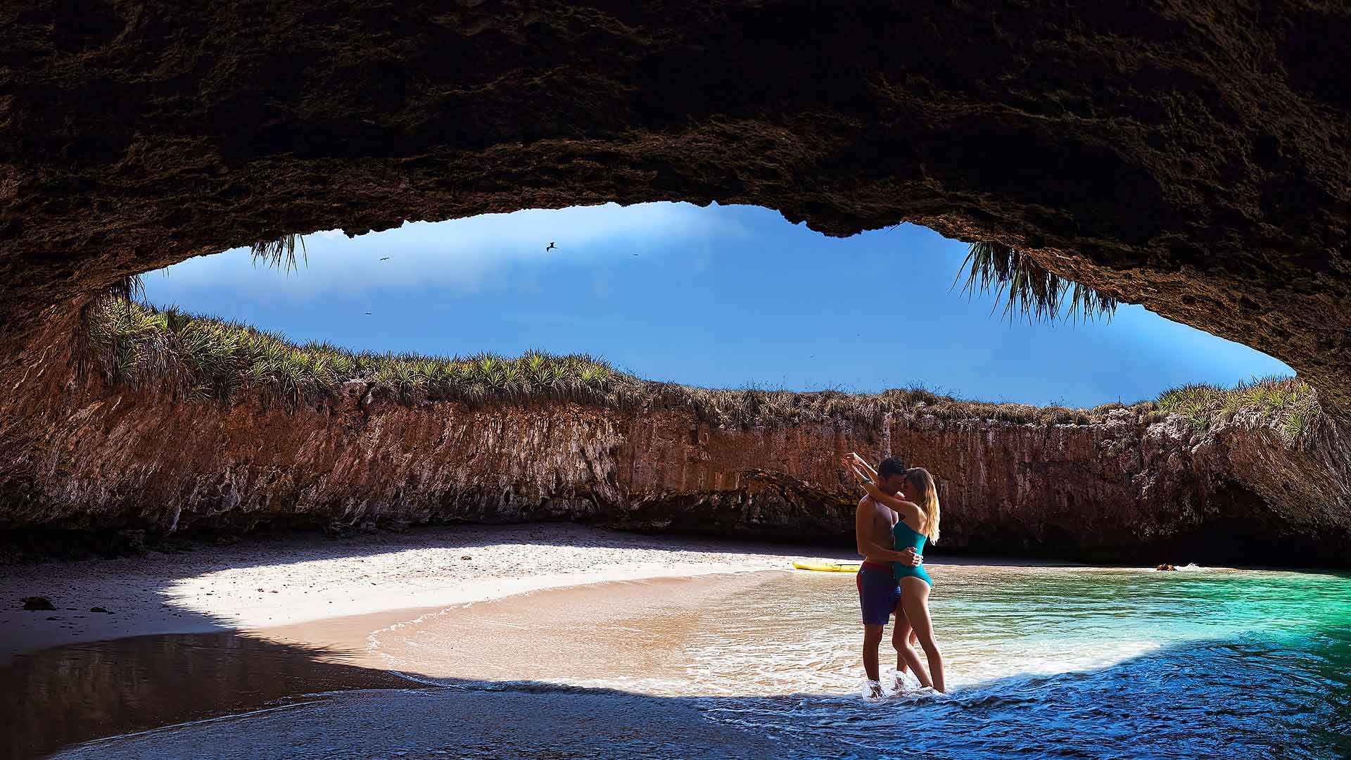 Пляж любви в Мексике